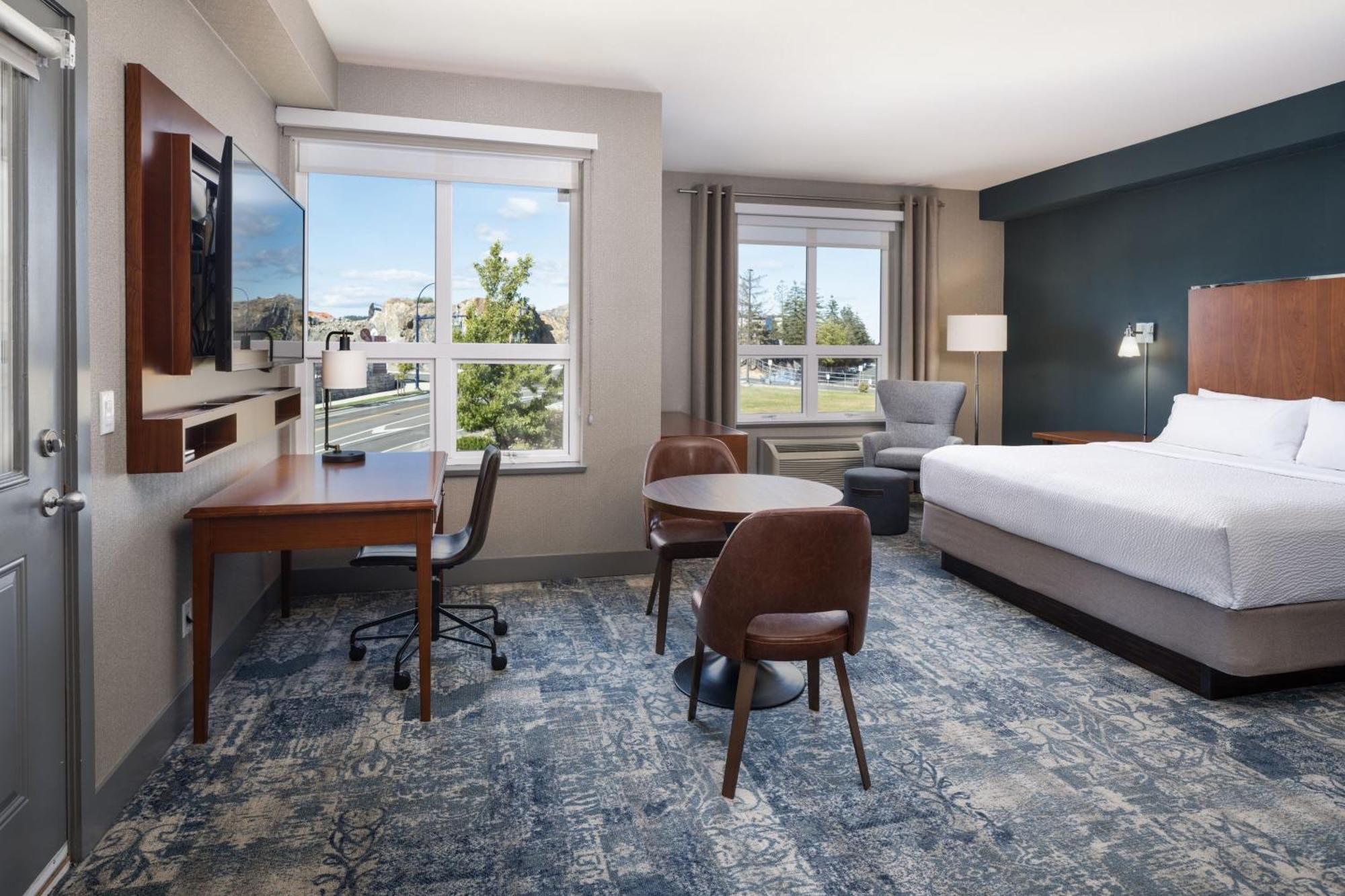 Four Points By Sheraton Victoria Gateway Лангфорд Экстерьер фото